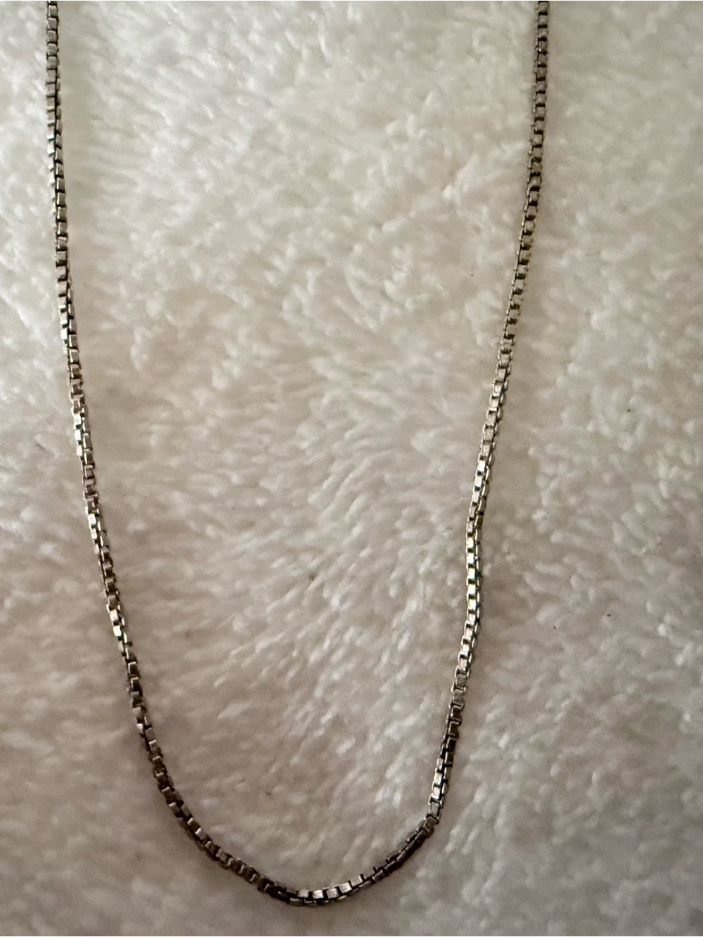 Made in Italy Sterling Silver Box Chain Necklace, 1.98 gm. 18“